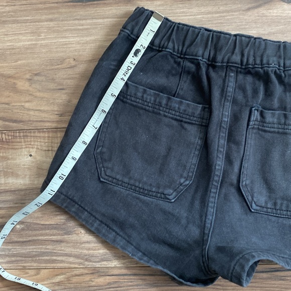 Shorts - Picture 6 of 6